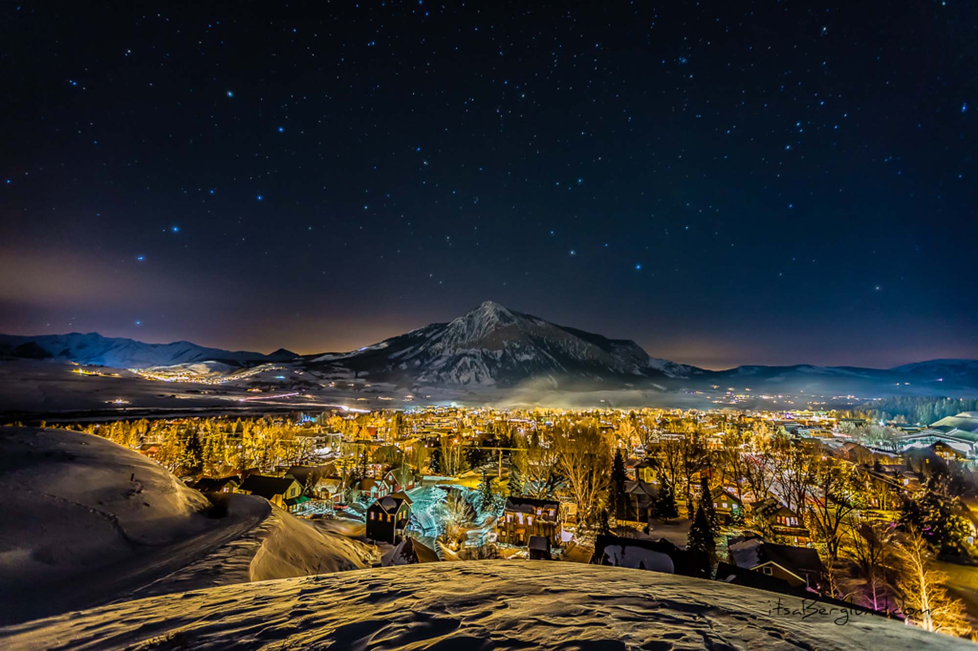 Downtown Crested Butte at night