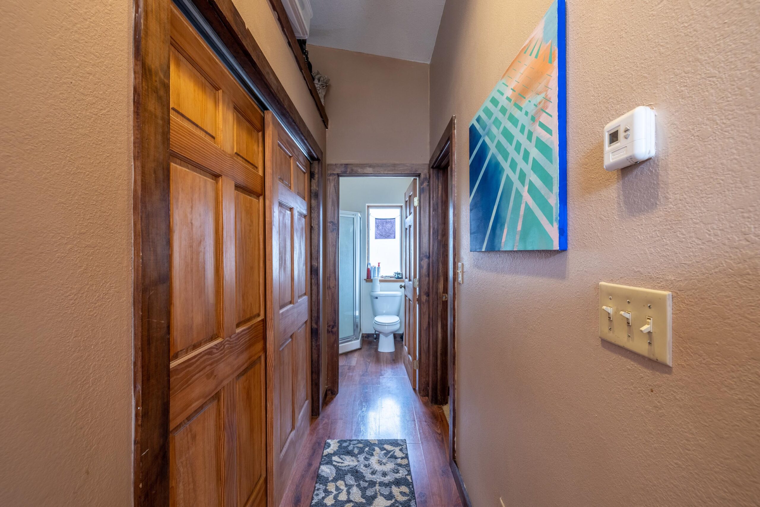 571 Riverland Drive, Crested Butte Colorado - apartment hallway