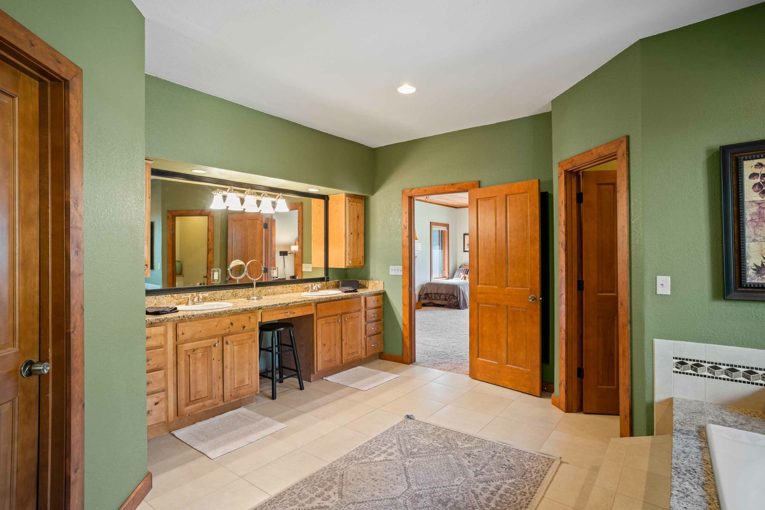 45 Creek Cove Crested Butte, CO - Primary Bathroom 1