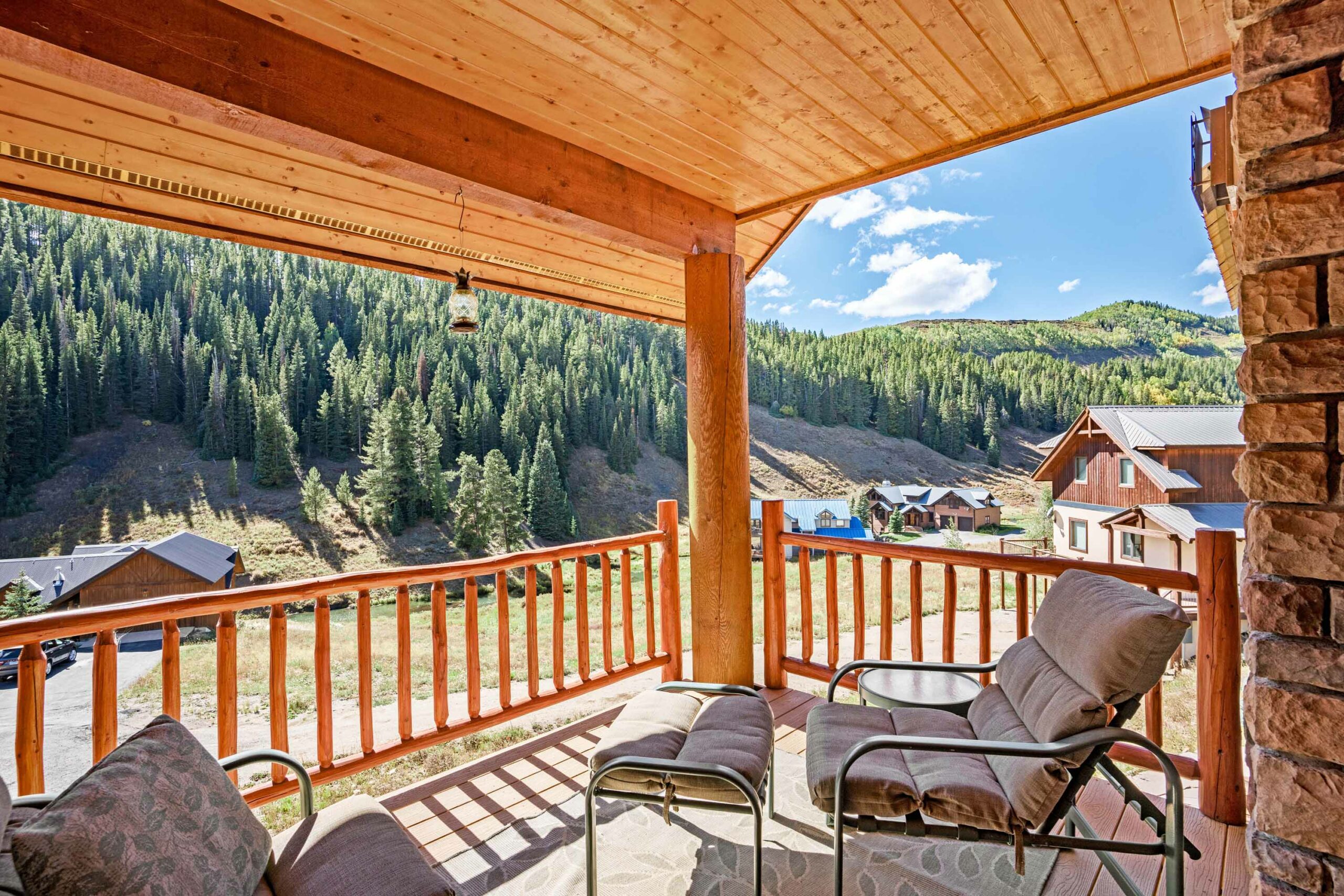 45 Creek Cove Crested Butte, CO - Primary Bedroom Covered Deck